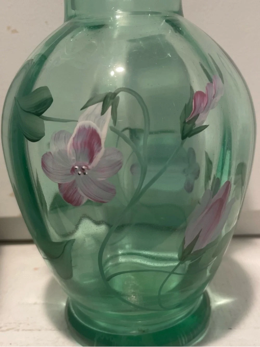 Fenton Hand-Painted and Artist signed Teal Green Glass Vase - Picture 2 of 10
